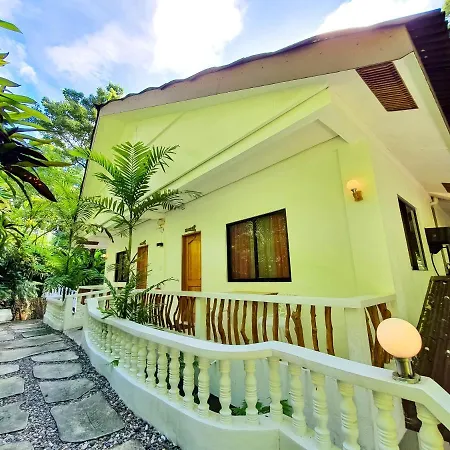 Cocoloco Beach Resort Manoc-Manoc Exterior photo